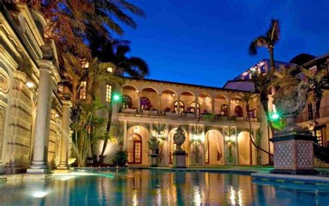 villa versace miami interni